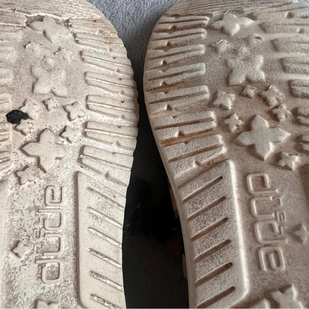 Hey Dude Wendy Camo Camouflage Print Slip-On Sneaker Canvas Shoe Sz 7 - Picture 12 of 15